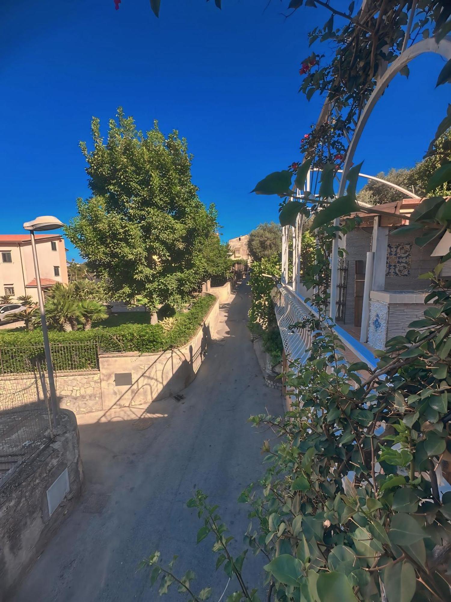 Maison Vico94 ヴィーコ・エクエンセ エクステリア 写真